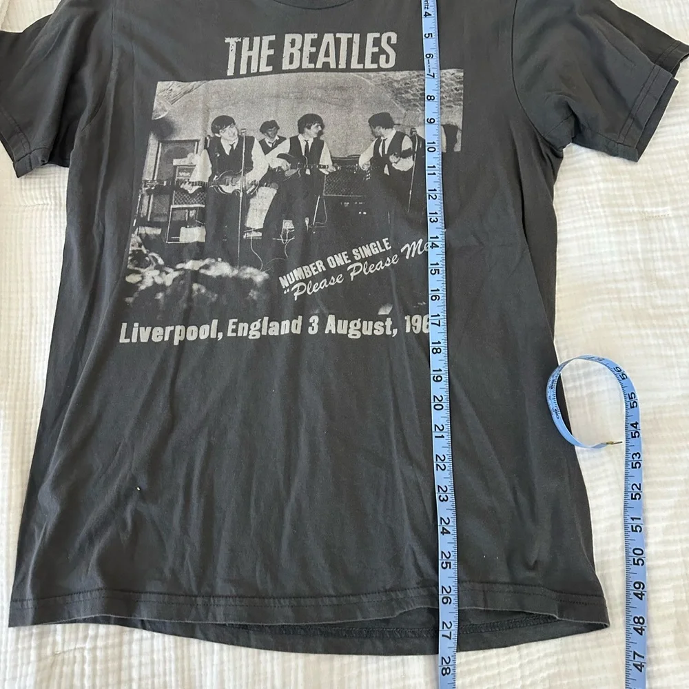 The Beatles Charcoal Graphic Tee - Picture 6 of 6